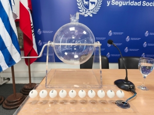 15 titulares y 35 suplentes resultaron favorecidos en Sarand&iacute; Grande en el sorteo de "Uruguay impulsa: Trabajo y Capacitaci&oacute;n"