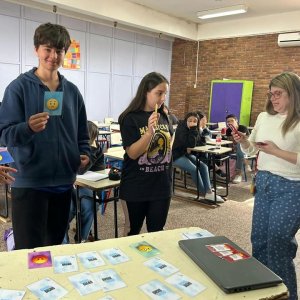 Comisi&oacute;n Honoraria de Lucha contra el C&aacute;ncer brind&oacute; taller educativo en liceo de Sarand&iacute; Grande