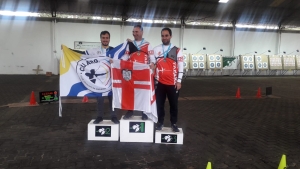 Arquero de Sarand&iacute; Grande Oscar Adri&eacute;n se consagr&oacute; hoy campe&oacute;n nacional de tiro con arco