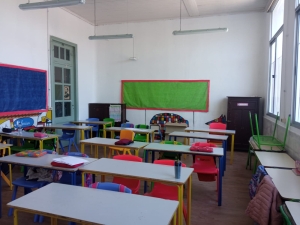 Culmin&oacute; impermeabilizaci&oacute;n de techo y contin&uacute;a avanzando la obra de remodelaci&oacute;n en Escuela 7 de Sarand&iacute; Grande