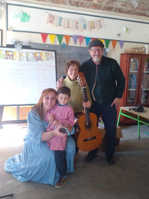 Hugo Cabeza y Luz Yurema Ram&iacute;rez participaron hoy en jornada de Caminito a la Escuela