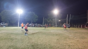 Mil&aacute;n Florida y Central ganaron anoche en el torneo "Ra&uacute;l Barreiro" en Pintado