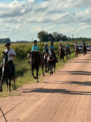 Celebraron cabalgata de jinetes previa al 5to. Enduro "Marta Mart&iacute;nez" en Polanco del Y&iacute;