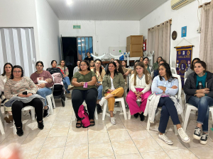 Con gran respuesta se llev&oacute; a cabo taller sobre prevenci&oacute;n de c&aacute;ncer de cuello de &uacute;tero en Sarand&iacute; Grande