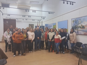 Taller "Buenos Tratos a Personas Mayores" se realiz&oacute; ayer en el Centro Cultural de Sarand&iacute; Grande