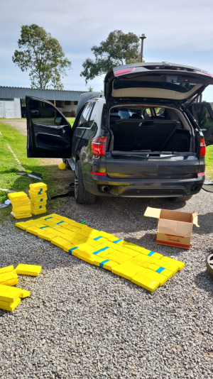 Incautaron 80 kg de sustancia similar a coca&iacute;na en km 185 de Ruta 5