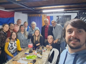 Director Dptal. de Salud y Directora de Centro Auxiliar de Sarand&iacute; Grande expusieron pol&iacute;ticas sanitarias en reuni&oacute;n del Frente Amplio