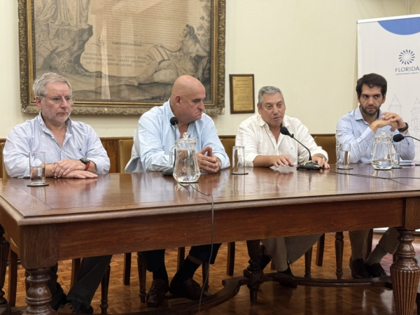 UTE prevé invertir 2,5 millones de dólares para mejorar servicio eléctrico en Sarandí Grande y 25 de Agosto