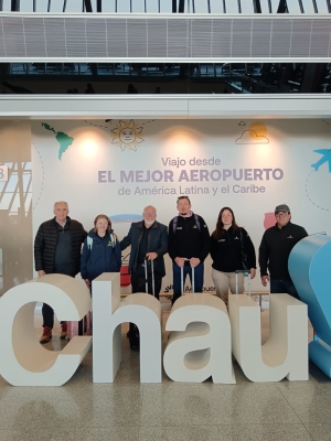 Alumnas de la Escuela Agraria de Sarand&iacute; Grande viajaron hoy a Brasil para participar en Olimpiada Agropecuaria