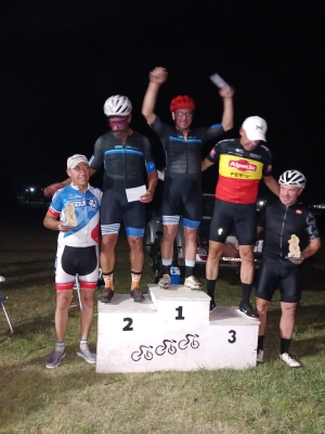 Ciclistas de Sarand&iacute; Grande lograron destacadas posiciones en cierre del torneo en Durazno y se preparan para nuevo campeonato