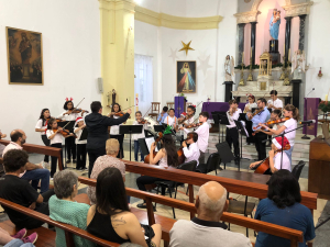 N&uacute;cleo Sinf&oacute;nico cerr&oacute; el a&ntilde;o con concierto en Parroquia de Sarand&iacute; Grande