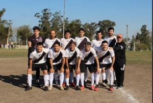 Barrio Vi&ntilde;a logr&oacute; un empate de visitante ante Avenida con gol de Walter Medina