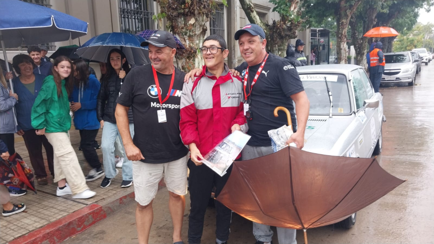 Gran Premio del Uruguay 19 Capitales Hist&oacute;rico hizo su paso por Sarand&iacute; Grande