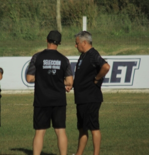 "Vamos a dar todo por Sarand&iacute; &eacute;sta noche" anunci&oacute; DT de Sarand&iacute; Grande