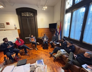 Sector Podemos liderado por Cayetano Stopingi se reuni&oacute; con Intendente Carlos Enciso por crisis financiera departamental