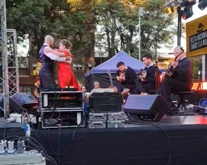 Tr&iacute;o Guitarra M&iacute;a de Sarand&iacute; Grande se present&oacute; en Fiesta Nacional del Tango y la Milonga en Trinidad