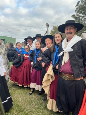 Ra&iacute;ces Sarandienses particip&oacute; hoy en un Periconazo Oriental en el que bailaron unas 80 parejas en Ciudad del Carmen