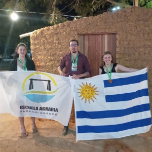 Estudiantes de Escuela Agraria de Sarand&iacute; Grande lograron medalla de bronce en Olimp&iacute;ada Agropecuaria de Brasil