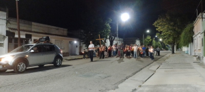 Comunidad de Parroquia de Sarand&iacute; Grande celebr&oacute; V&iacute;a Crucis