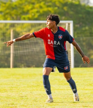 Joven futbolista de Sarand&iacute; Grande Benjam&iacute;n Rodr&iacute;guez estar&aacute; presente junto a Albion FC en torneo internacional en Barcelona