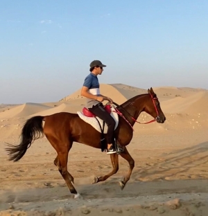 Joven jinete de Sarand&iacute; Grande correr&aacute; su primera carrera en Emiratos &Aacute;rabes Unidos