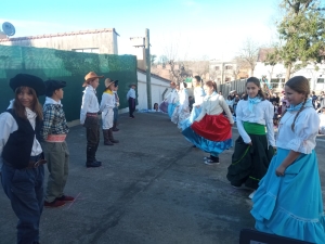 Escuela N&deg; 7 "Sim&oacute;n Bol&iacute;var" de Sarand&iacute; Grande celebr&oacute; hoy 200 a&ntilde;os de la Declaratoria de la Independencia