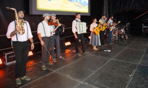 Luc&iacute;a Aramburu y Ballet Aborigen debutaron en 32&ordm; Festival Europeo de Folklore de Neustadt en Holstein, Alemania