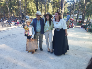 Ni&ntilde;a de Sarand&iacute; Grande obtuvo segundo lugar en Concurso Folcl&oacute;rico y cantar&aacute; en Festival Forestal 2024