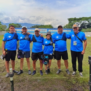 Desde hoy Oscar Adri&eacute;n de Sarand&iacute; Grande defender&aacute; la camiseta celeste en Campeonato Sudamericano de Tiro con Arco