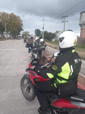 Seis motos incautadas y un detenido dej&oacute; intenso control de tr&aacute;nsito en Sarand&iacute; Grande