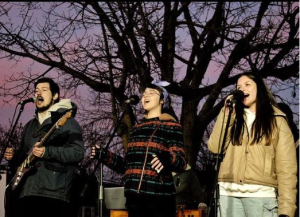 Completo show musical habr&aacute; ma&ntilde;ana en desfile solidario por Equinoterapia en Sarand&iacute; Grande