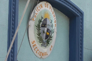 Intentaron robar caja registradora en sede deportiva en Barrio Vi&ntilde;a en Sarand&iacute; Grande