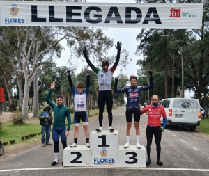 Ciclistas de Sarand&iacute; Grande se destacaron en la 6&ordf; fecha del Campeonato Invierno de Flores
