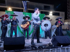 Ariel Ferreira y sus Mariachis se destacaron en el 15&deg; Festival "En tierra de los Artigas Casup&aacute; le canta al Pr&oacute;cer"