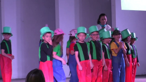 Con rotundo &eacute;xito se celebr&oacute; el acto cultural "Mundo de Fantas&iacute;a" de la Escuela 38 de Sarand&iacute; Grande