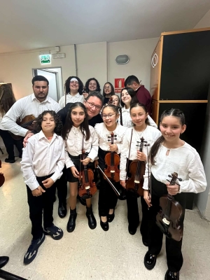 N&uacute;cleo Sinf&oacute;nico de Sarand&iacute; Grande particip&oacute; anoche en festival M&uacute;sica Que Transforma en Sala Nelly Goiti&ntilde;o