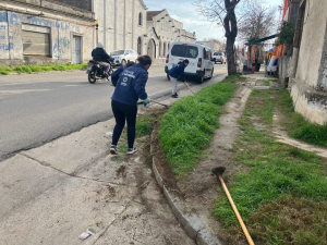 Tareas en los estadios y descordonado en calle Lavalleja se cumplieron hoy en Sarand&iacute; Grande