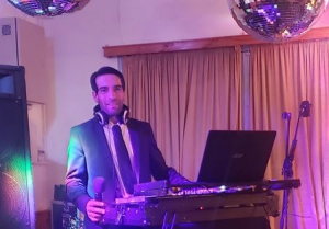 DJ Alex Amaro festejar&aacute; sus 19 a&ntilde;os en Asociaci&oacute;n de Pasivos de Sarand&iacute; Grande