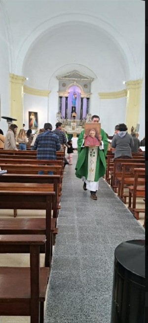 Colocaron cuadro de Beato Jacinto Vera en Parroquia de Sarand&iacute; Grande